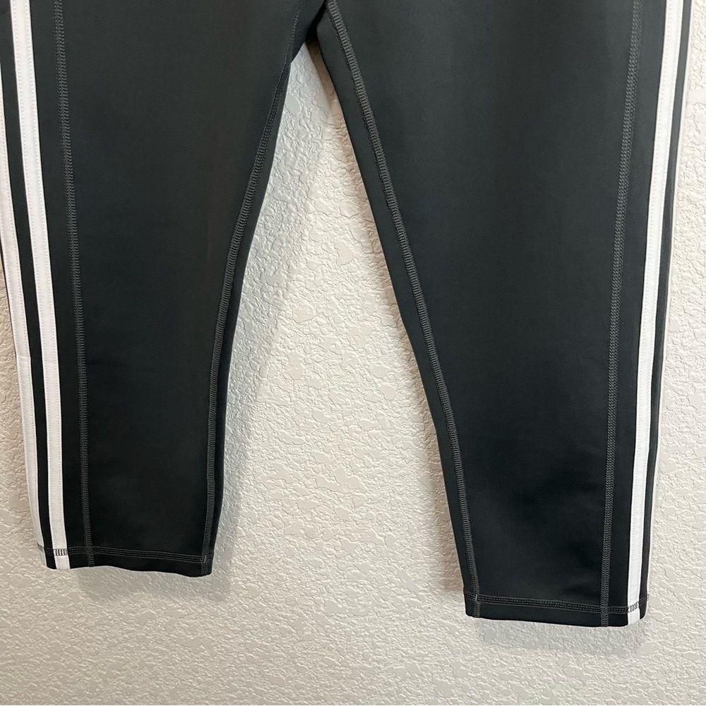 Adidas Climalite Womens Size L Gray White Crop 3 Stripe Pull on Leggings Workout - Picture 3 of 11